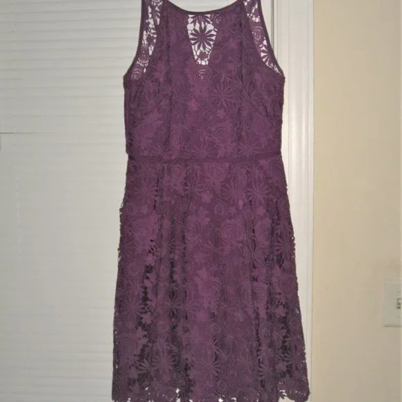 white house black market pink lace dress Gorgeous lace enhanced White House Black Market cocktail dress